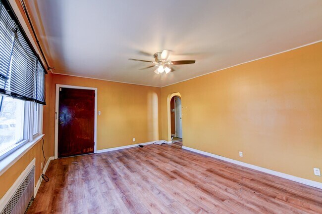 Building Photo - 245 Orange Ave