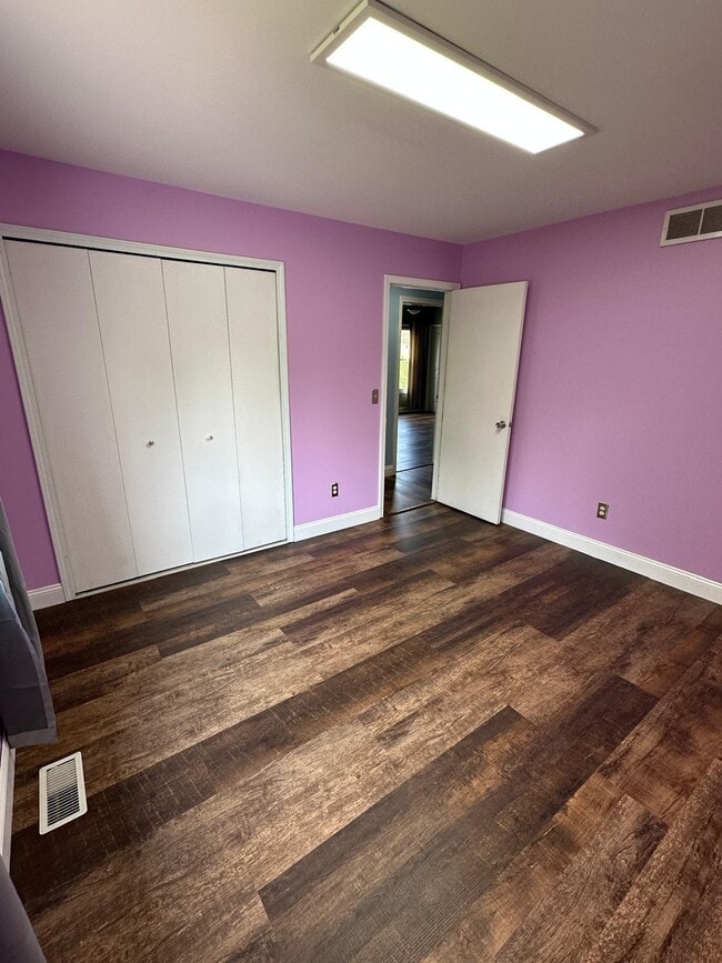Building Photo - 5017 Saffron Dr
