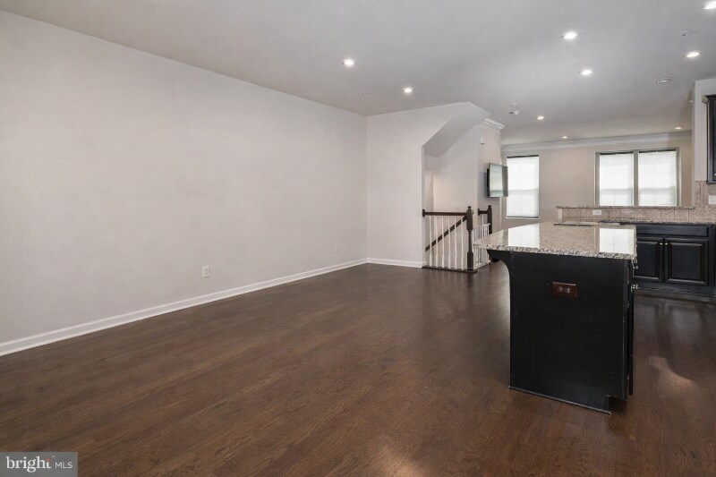 Building Photo - 410 Blue Welsh St