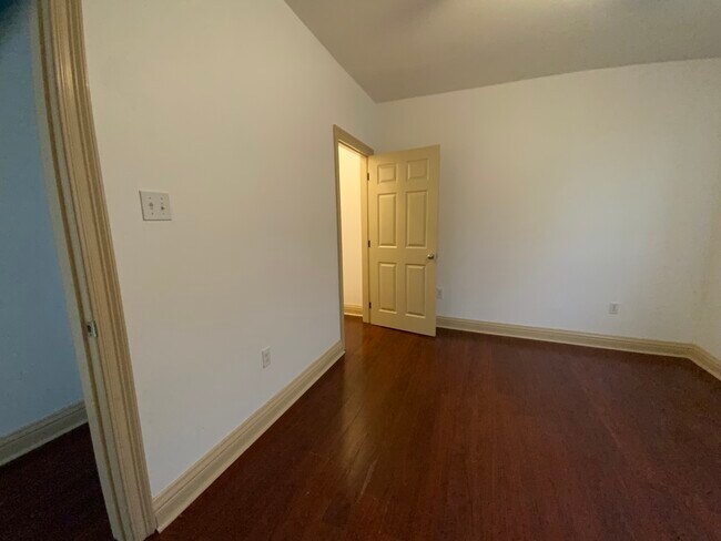 Building Photo - 1911 Ricouard Rd