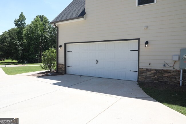 Building Photo - 225 Barnett Ln Ln