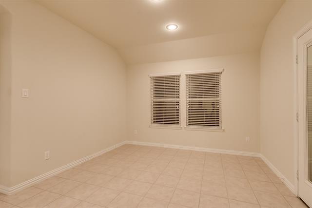 Building Photo - 6812 Lighthouse Ln