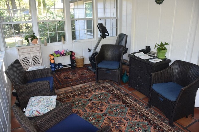 Building Photo - 3/2 Home in The Reserve