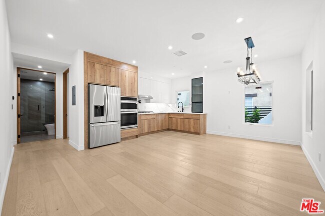 Building Photo - 8909 W 24th St