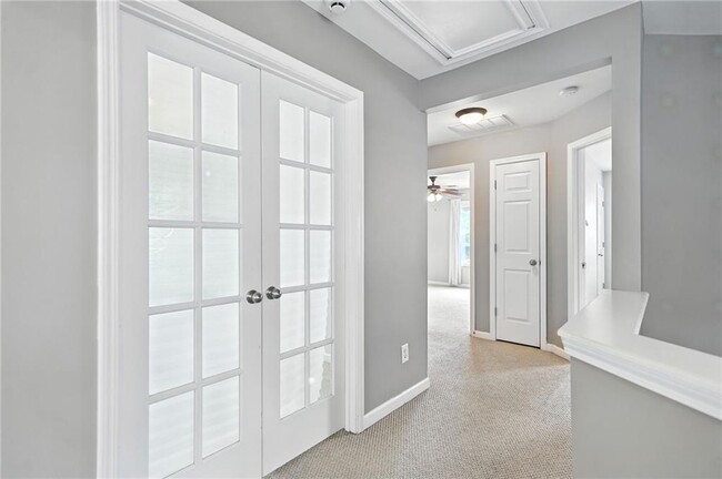 Building Photo - 6030 Ellington Cove