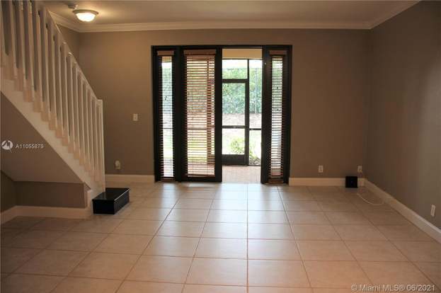 Building Photo - 4146 Forest Dr