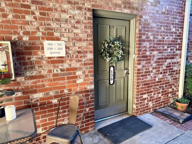 Building Photo - 7920 Rockwood Ln