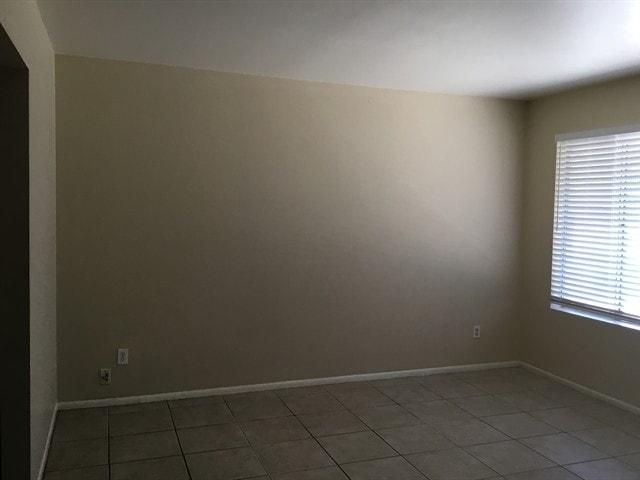 Building Photo - 7893 W Pasadena Ave