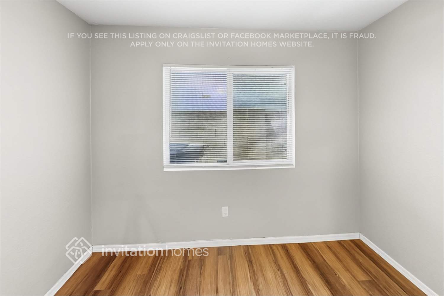 Building Photo - 7546 W Jenan Dr