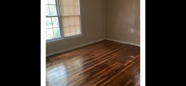 Building Photo - 616 Indianola Dr