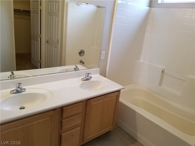 Building Photo - 6120 Alderley Ct
