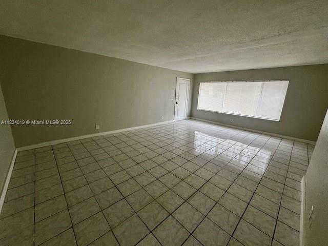 Building Photo - 5208 NW 18th Ct