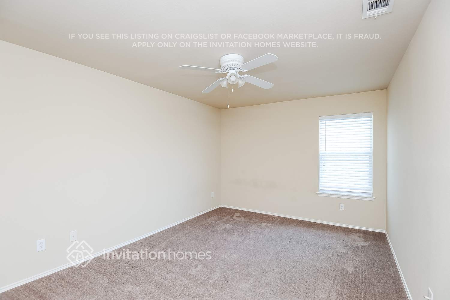 Building Photo - 5028 Raymond Dr