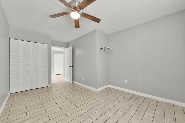 Building Photo - 2914 Avenue K Ave