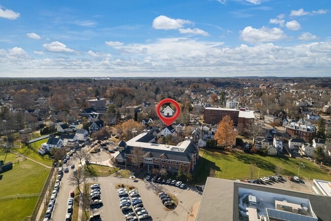 Building Photo - 105-107 Richards