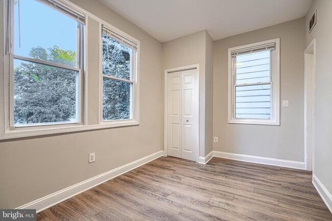 Building Photo - 8611 Flower Ave