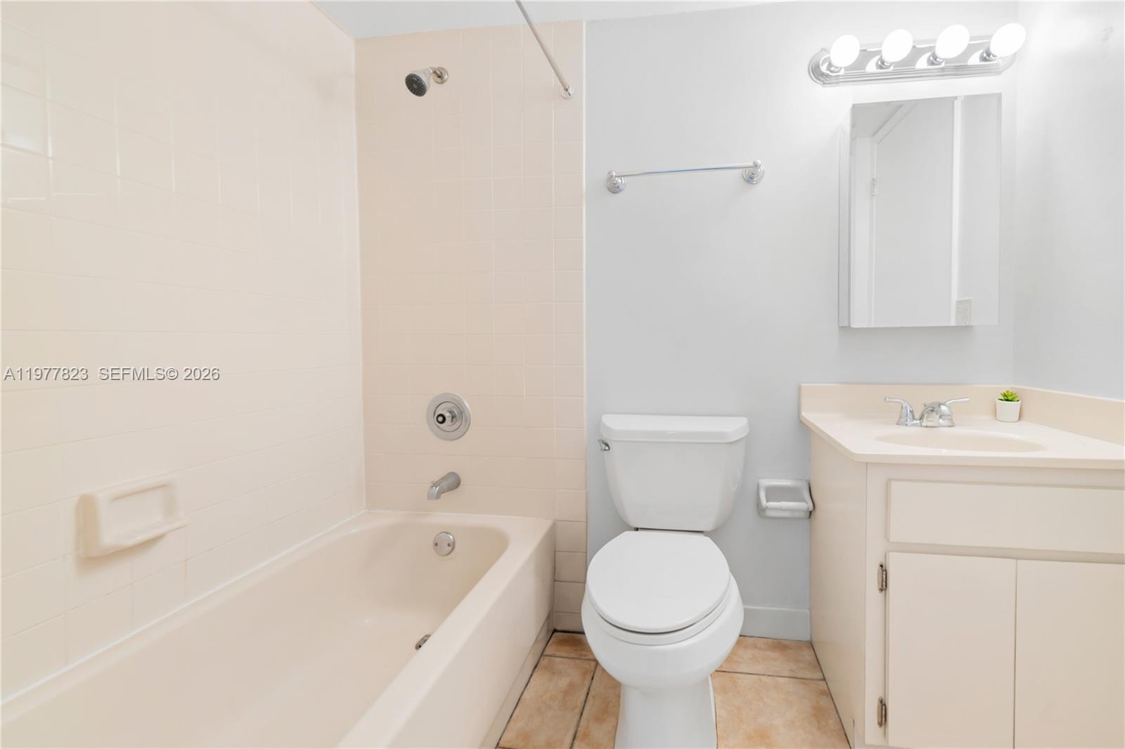 Building Photo - 9140 SW 123rd Ct