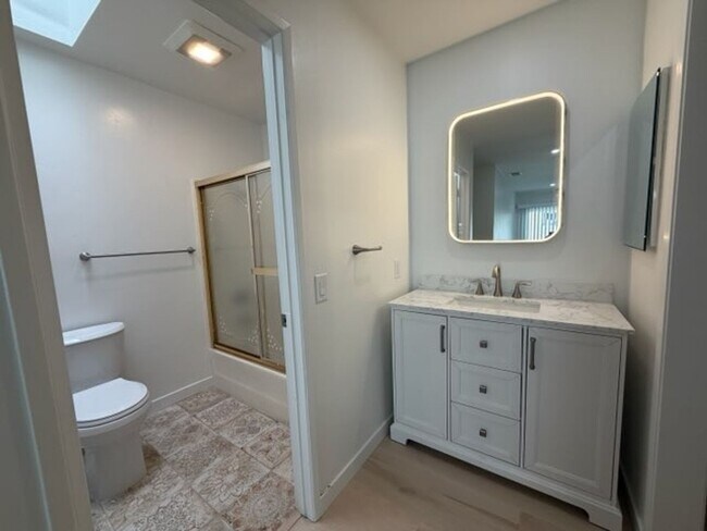Building Photo - 4783 Mayflower Way