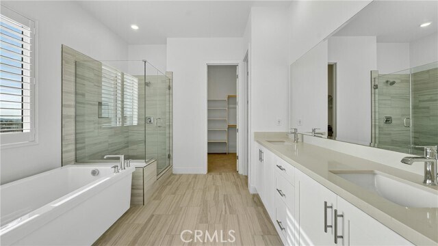 Building Photo - 224 Lily Lp