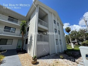 Building Photo - 1030 S Palmetto Ave