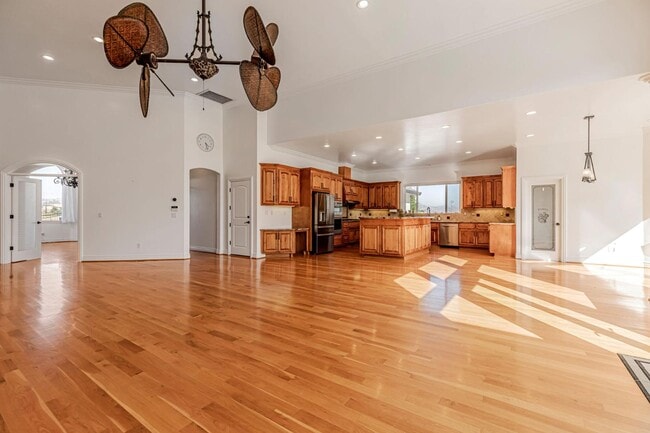Building Photo - 1353 Perry Ct.