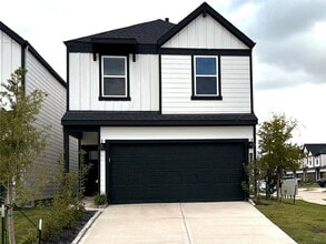 Building Photo - 12319 Maria Heights Ct