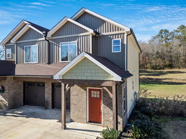 Primary Photo - 3 2.5 BR Townhome