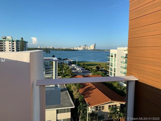 Building Photo - 1150 102nd St