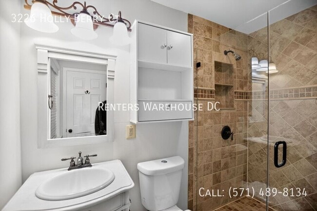 Building Photo - 3226 Holly Berry Ct