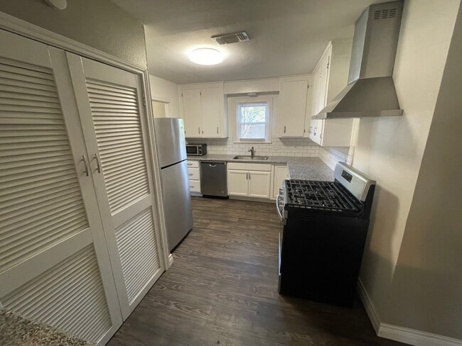 Building Photo - 3502 30th St