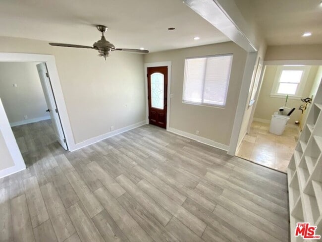 Building Photo - 8866 Cadillac Ave