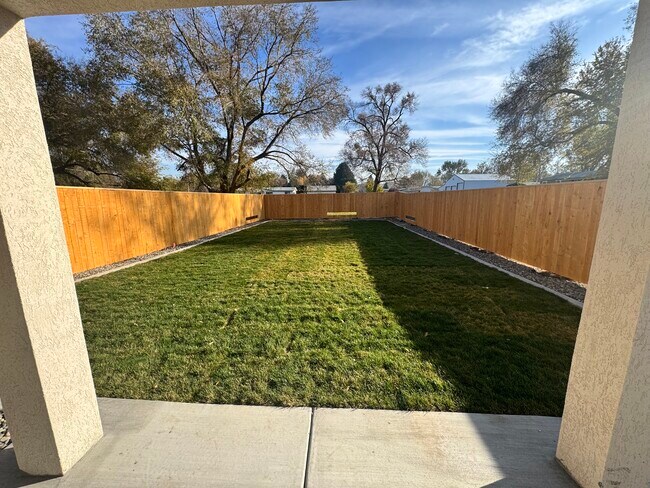 Building Photo - 507 Carol Ave