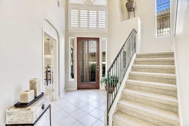 Building Photo - 4545 Golf Vista Dr