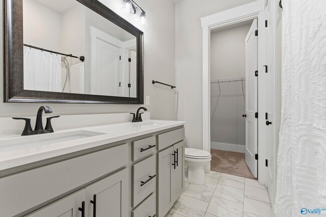 Building Photo - 109 Peach Farm Cir