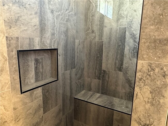 Building Photo - 1705 Talc Rd