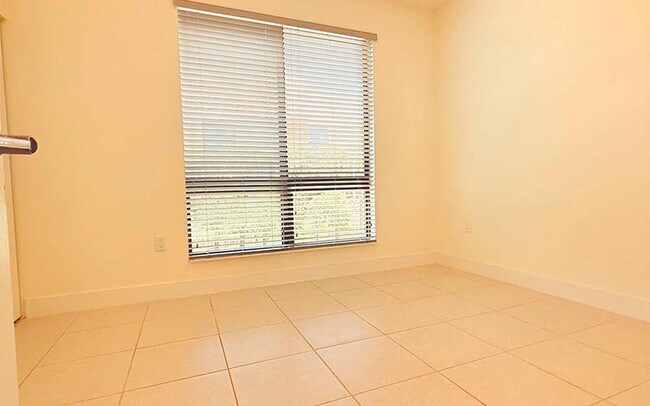 Building Photo - 8001 NW 41st St