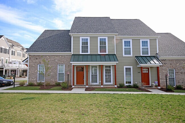 Primary Photo - Pet-Friendly Old Trail Townhome