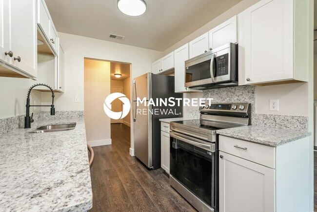 Building Photo - 3 Bedroom Pet-Friendly Home in WINSTON SAL...