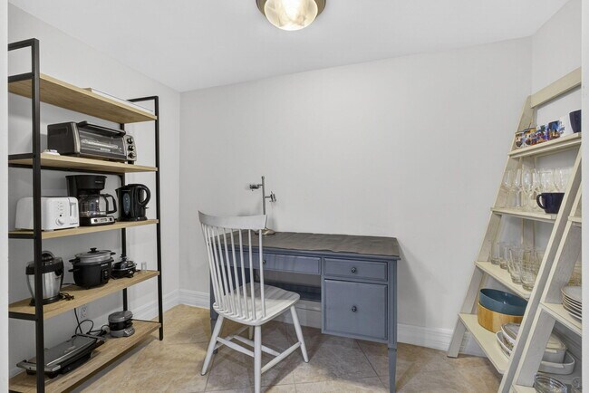 Building Photo - 3000 N Ocean Dr