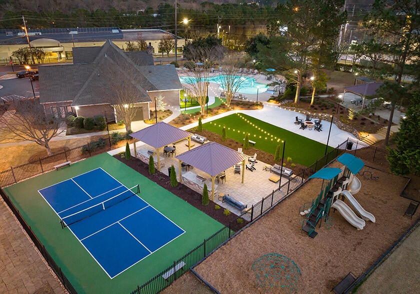 Building Photo - ReNew Cobb