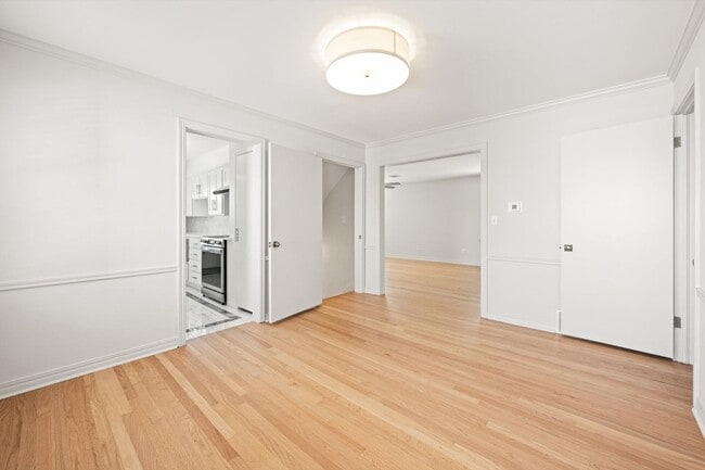 Building Photo - A modern revival of classic architecture, this Nichols Hills residence has been meticulously rebu...