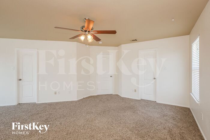 Building Photo - 10636 Winding Passage Way