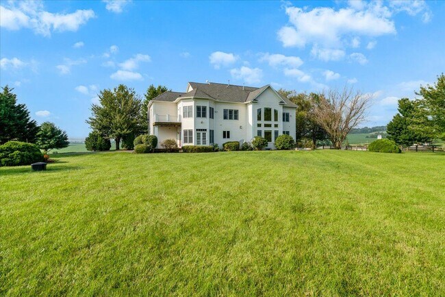 Building Photo - 6110 Holter Rd
