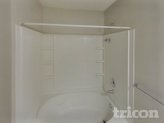 Building Photo - 2641 Bandera Pl