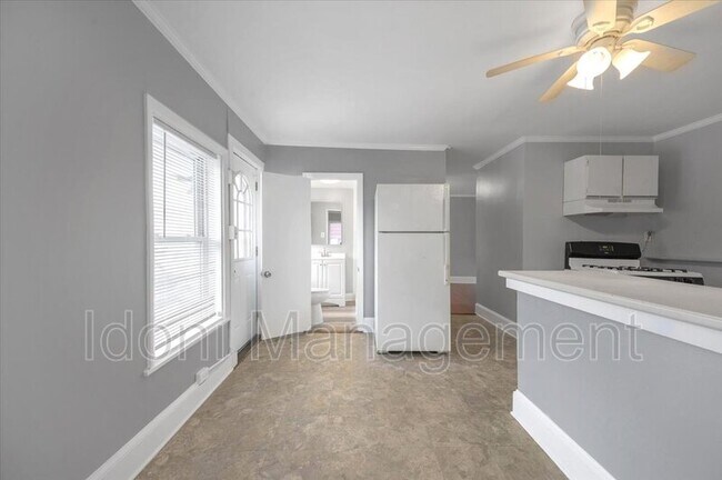 Building Photo - 70 Merchants Ave