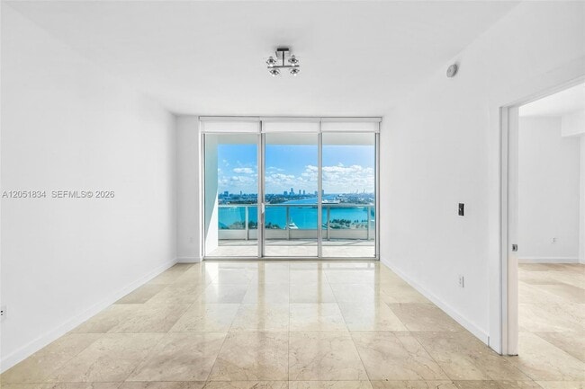 Building Photo - 900 Biscayne Blvd