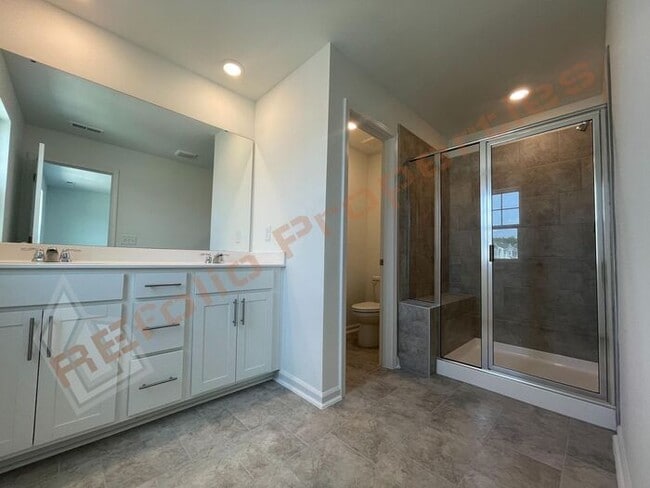 Building Photo - BRAND NEW- Spacious 4 Bedroom, 3 Bathroom ...