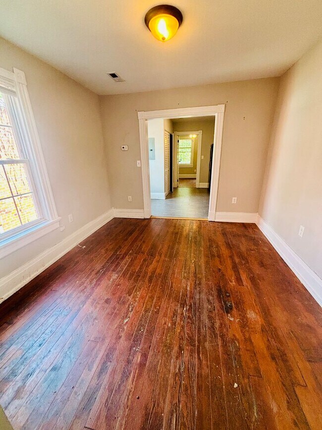 Building Photo - 711 Chimborazo Blvd