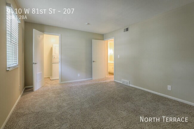 Building Photo - 9410 W 81st St