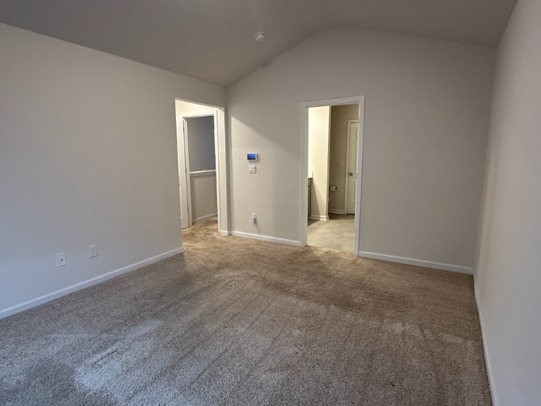 Building Photo - 1422 Bella Grace Ct